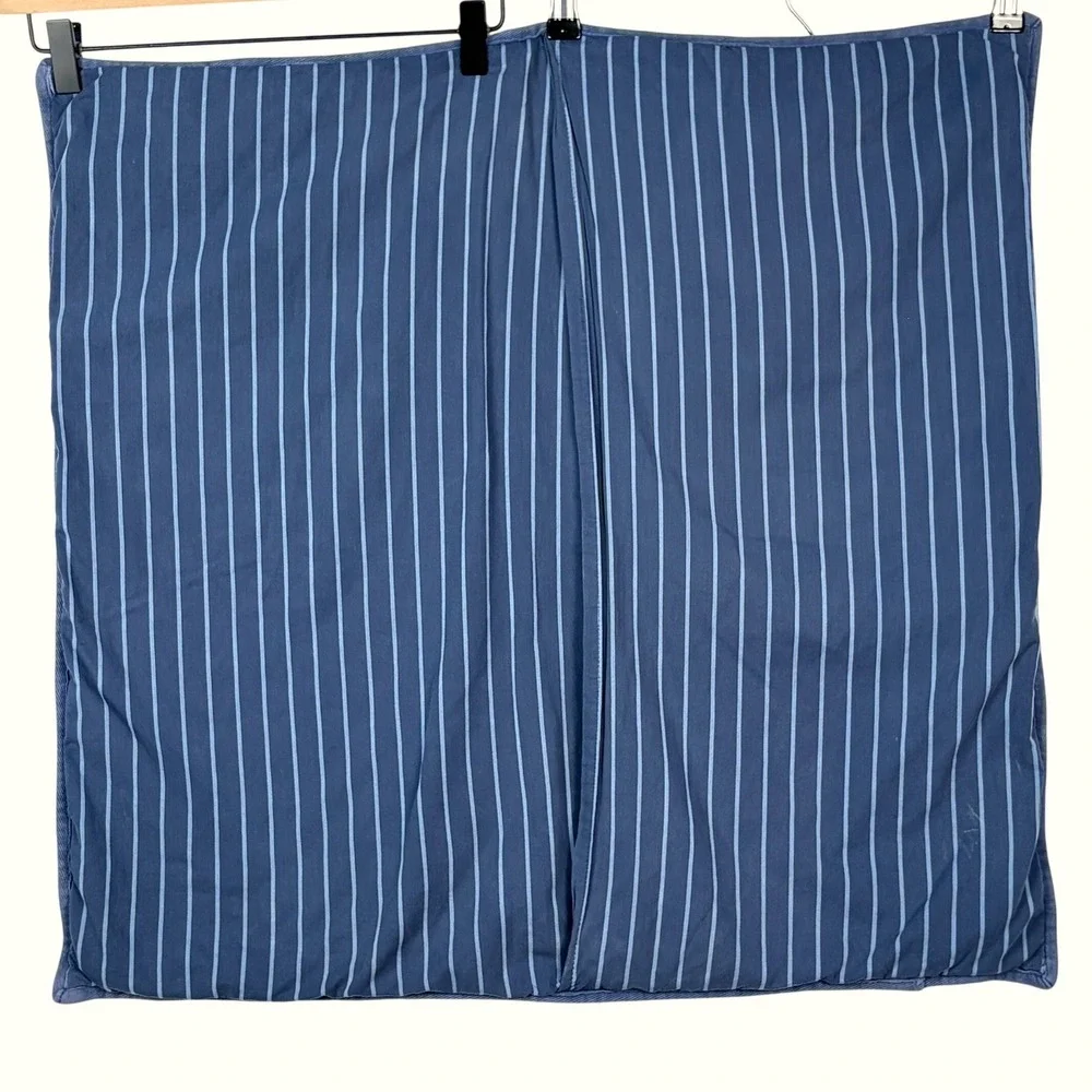 PBteen Pottery Barn Set if 2 Navy Blue Pinstripe Quilted Euro Shams 26x26 Cotton